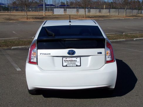 Used 2013 Toyota Prius Two image 20
