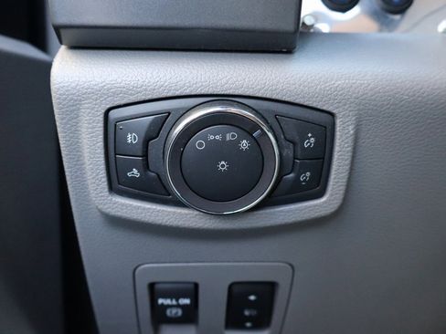 Used 2019 Ford F150 XLT w/ Equipment Group 302A Luxury image 13