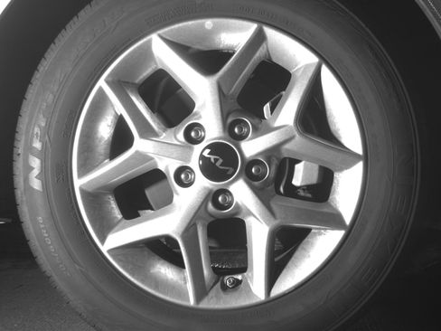 Used 2025 Kia Soul LX w/ LX Technology Package image 12