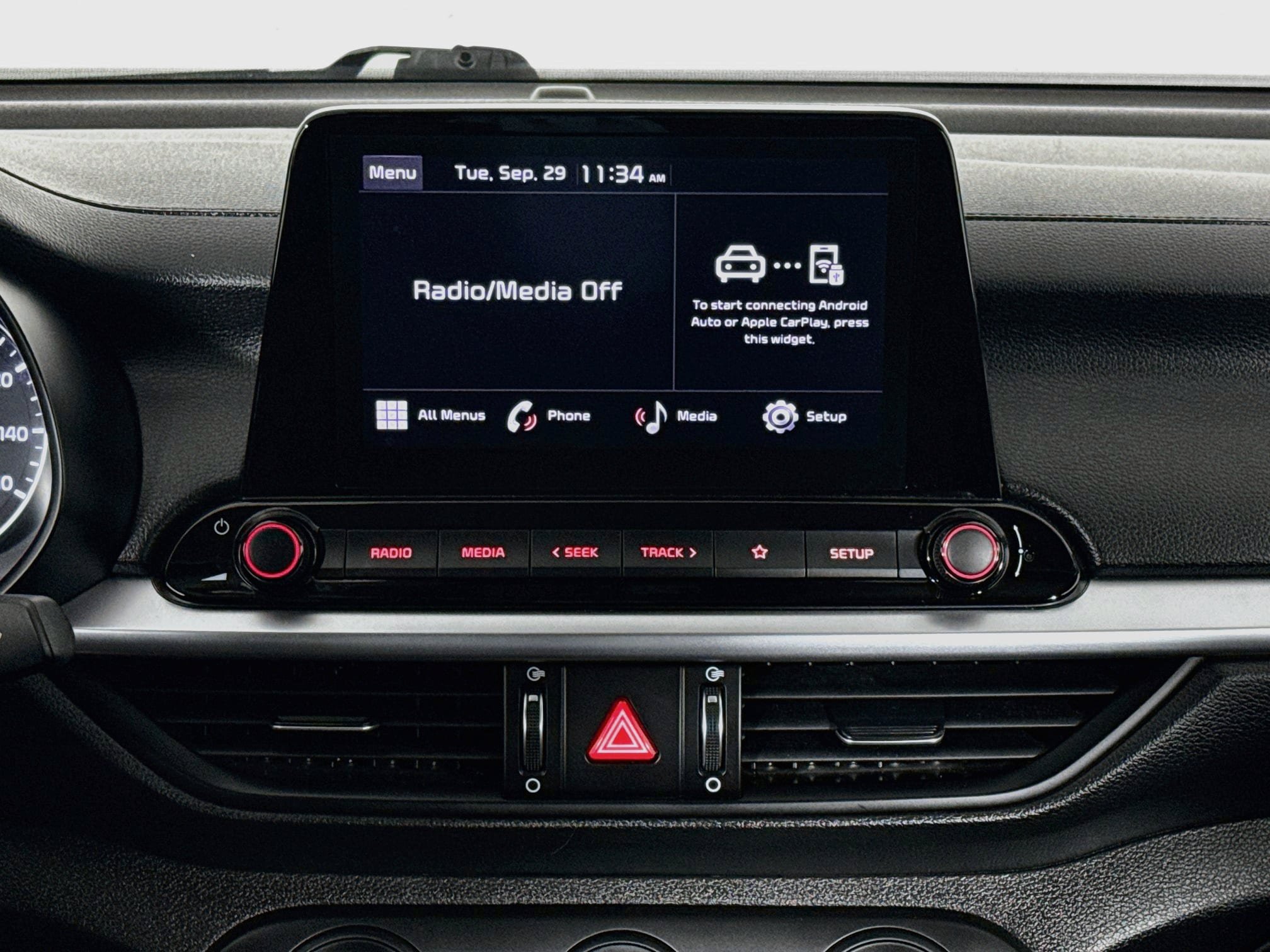 Used 2023 Kia Forte LXS w/ LXS Technology Package FWD image 27