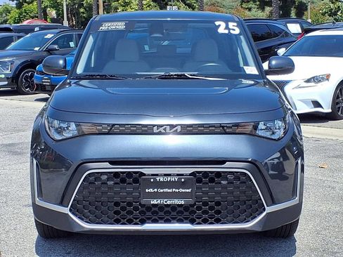 Certified 2025 Kia Soul LX w/ LX Technology Package FWD image 8