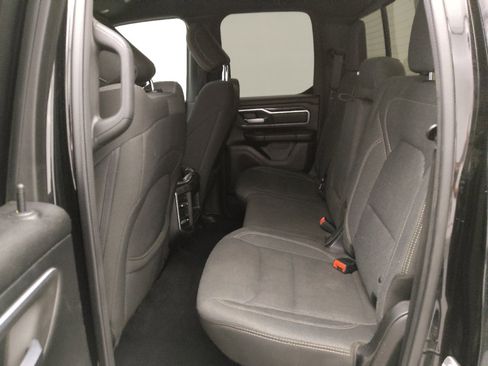 Used 2019 RAM 1500 Big Horn AWD/4WD image 18