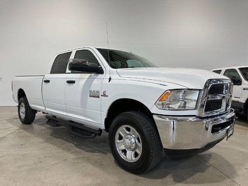 Used 2016 RAM 2500 Tradesman w/ Chrome Appearance Group image 5