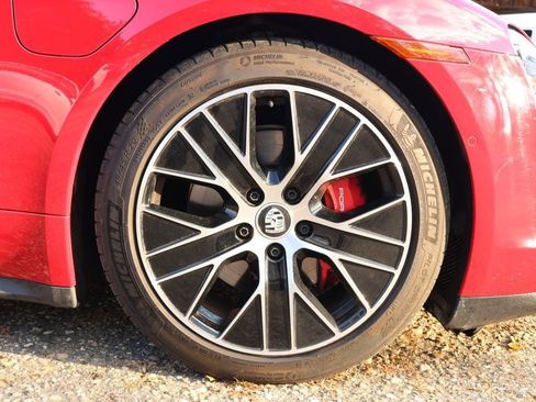 Used 2024 Porsche Taycan 4S image 9