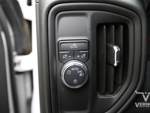 Used 2024 GMC Sierra 1500 Pro w/ Graphite Edition RWD image 15