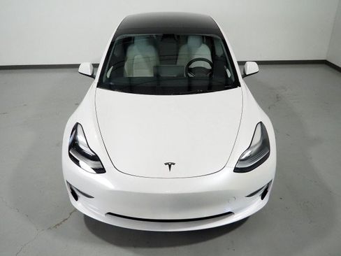 Used 2023 Tesla Model 3 RWD image 12
