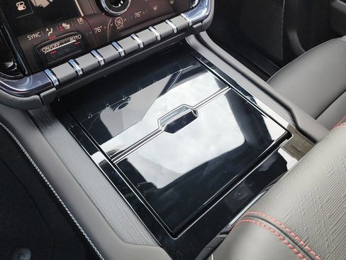 New 2026 GMC Yukon XL AT4 Ultimate image 35