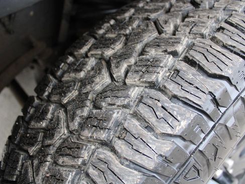 Used 2018 RAM 2500 Laramie w/ Sport Appearance Group image 17