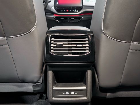 Used 2023 Volkswagen ID.4 Pro S AWD/4WD image 20