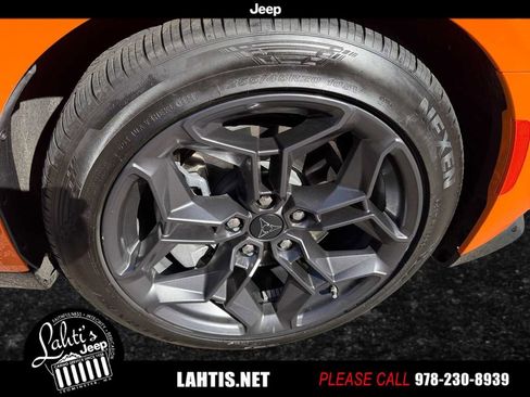 Used 2025 Dodge Charger R/T w/ Quick Order Package 25M R/T image 10