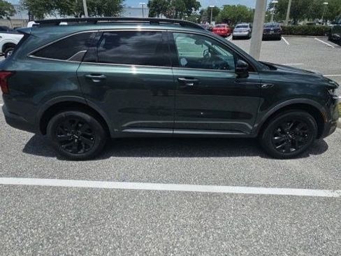 Used 2022 Kia Sorento S w/ Panoramic Sunroof Package AWD/4WD image 4