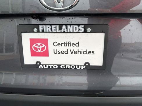Used 2023 Toyota RAV4 LE AWD/4WD image 10