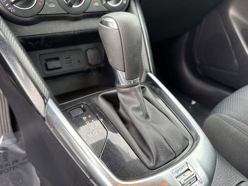 Used 2018 Toyota Yaris iA image 31