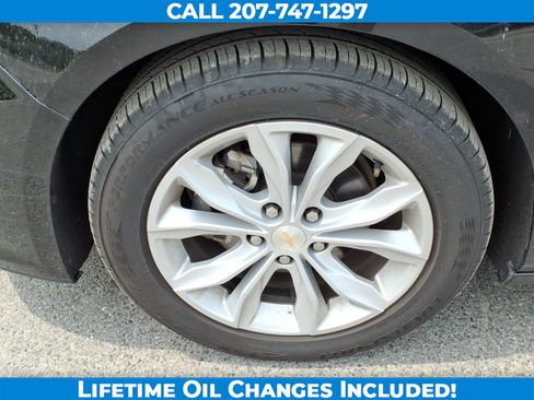 Used 2024 Chevrolet Malibu LT FWD image 9