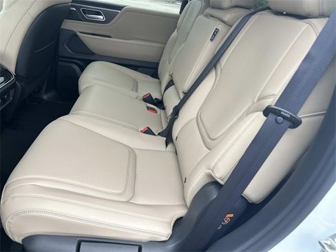 New 2026 INFINITI QX80 Pure image 19