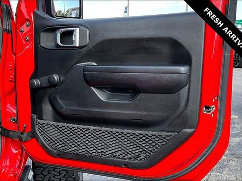 Used 2021 Jeep Gladiator Sport AWD/4WD image 27
