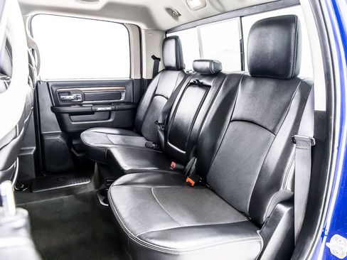 Used 2016 RAM 1500 Laramie w/ Convenience Group AWD/4WD image 30