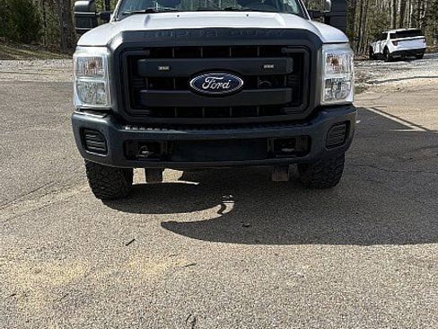 Used 2016 Ford F350 XL image 2
