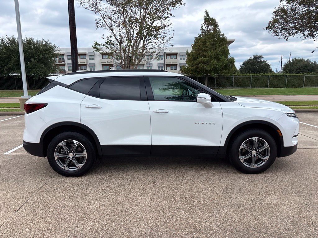 Used 2024 Chevrolet Blazer LT FWD image 4
