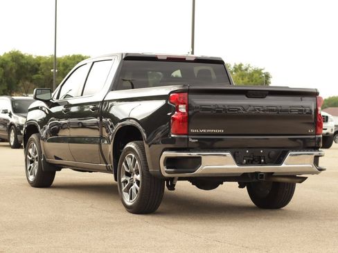 Used 2024 Chevrolet Silverado 1500 LT AWD/4WD image 5