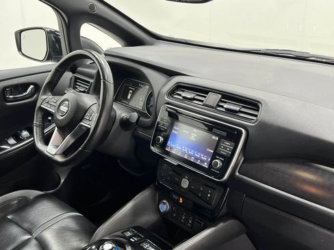 Used 2018 Nissan Leaf SL w/ SL Technology Package FWD image 21
