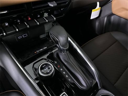 New 2026 GMC Canyon AT4 w/ Technology Plus Package image 16