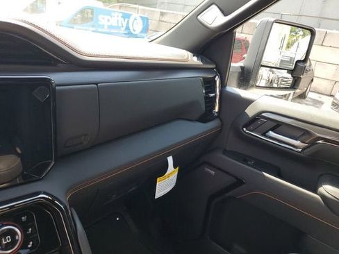 New 2026 GMC Sierra 2500 AT4 AWD/4WD image 27