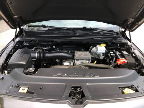 Used 2023 RAM 1500 Laramie AWD/4WD image 21