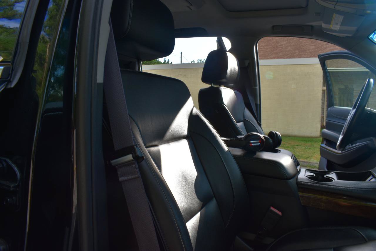 Used 2016 Chevrolet Tahoe LT w/ Luxury Package AWD/4WD image 23