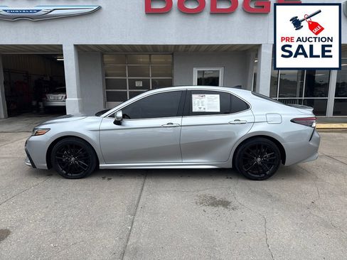 Used 2024 Toyota Camry XSE w/ Cold Weather Package FWD image 2