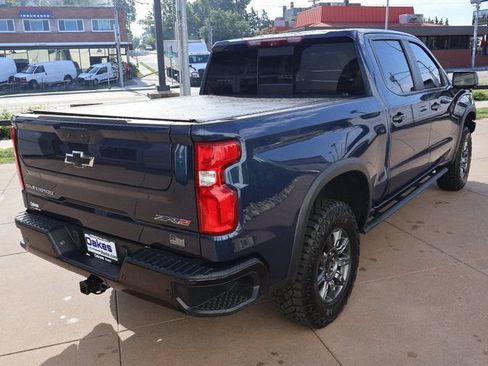 Certified 2022 Chevrolet Silverado 1500 ZR2 w/ Technology Package AWD/4WD image 6