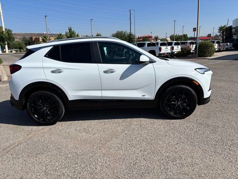 New 2026 Buick Encore GX Sport Touring image 4