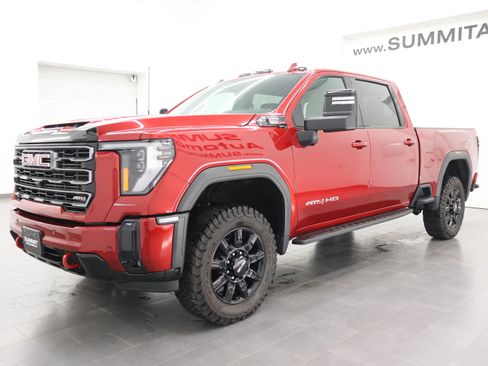 Used 2025 GMC Sierra 2500 AT4 w/ AT4 Premium Plus Package AWD/4WD image 7