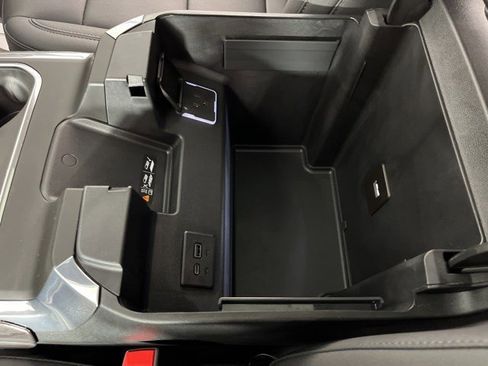 Used 2026 Chevrolet Silverado 2500 LTZ w/ LTZ Premium Package image 24