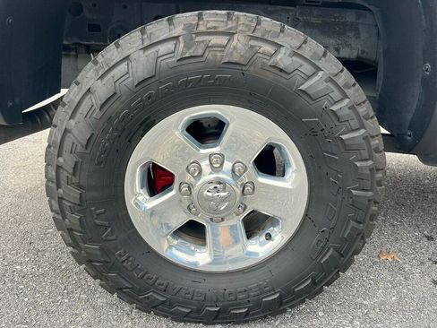 Used 2015 RAM 2500 SLT AWD/4WD image 14
