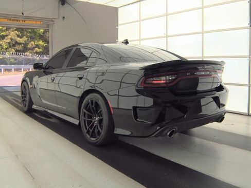 Used 2021 Dodge Charger Scat Pack w/ Dynamics Package RWD image 6