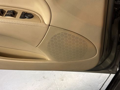 Used 2011 Buick Lucerne CX FWD image 25