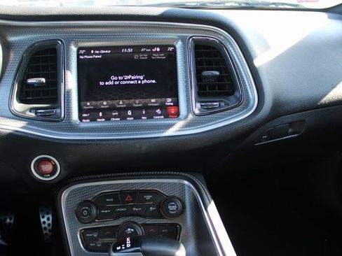 Used 2019 Dodge Challenger SRT Hellcat Redeye image 10