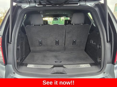 Used 2024 Chevrolet Tahoe Premier AWD/4WD image 14
