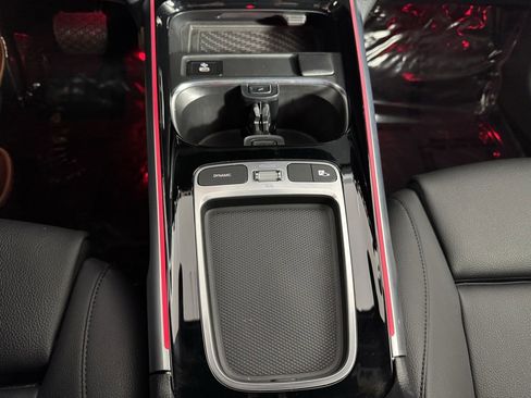 Certified 2025 Mercedes-Benz GLB 250 4MATIC image 30