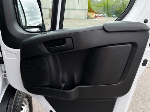 Used 2025 RAM ProMaster 2500 w/ Convenience Group FWD image 23
