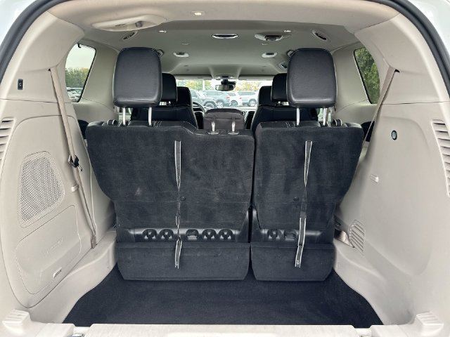 Used 2022 Chrysler Pacifica Touring-L w/ Uconnect Theater Family Group FWD image 26