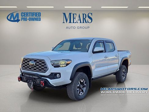 Used 2023 Toyota Tacoma TRD Off-Road image 1