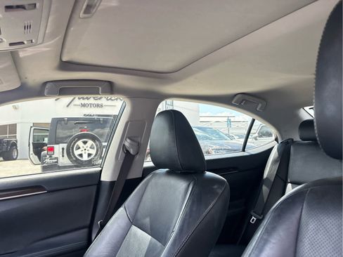 Used 2015 Lexus ES 350 w/ Luxury Package FWD image 10