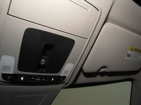 Certified 2024 Honda CR-V EX image 8