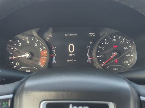 Used 2023 Jeep Compass Latitude image 16