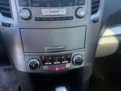 Used 2013 Subaru Legacy 2.5i Premium image 12