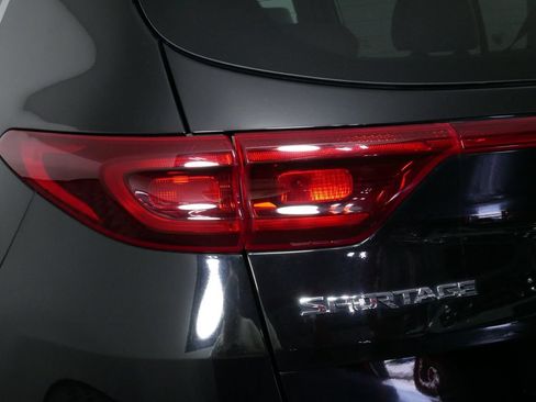 Used 2020 Kia Sportage EX AWD/4WD image 12