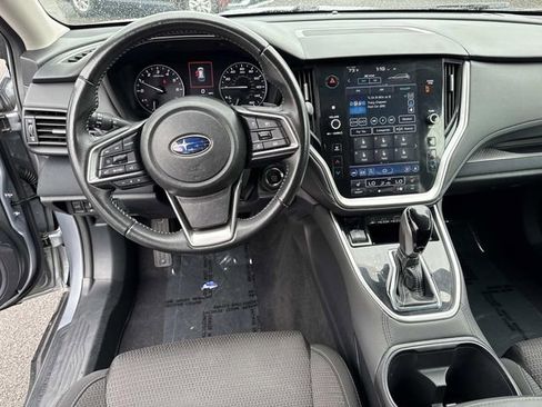 Used 2024 Subaru Outback Premium AWD/4WD image 17
