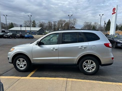 Used 2011 Hyundai Santa Fe GLS image 4